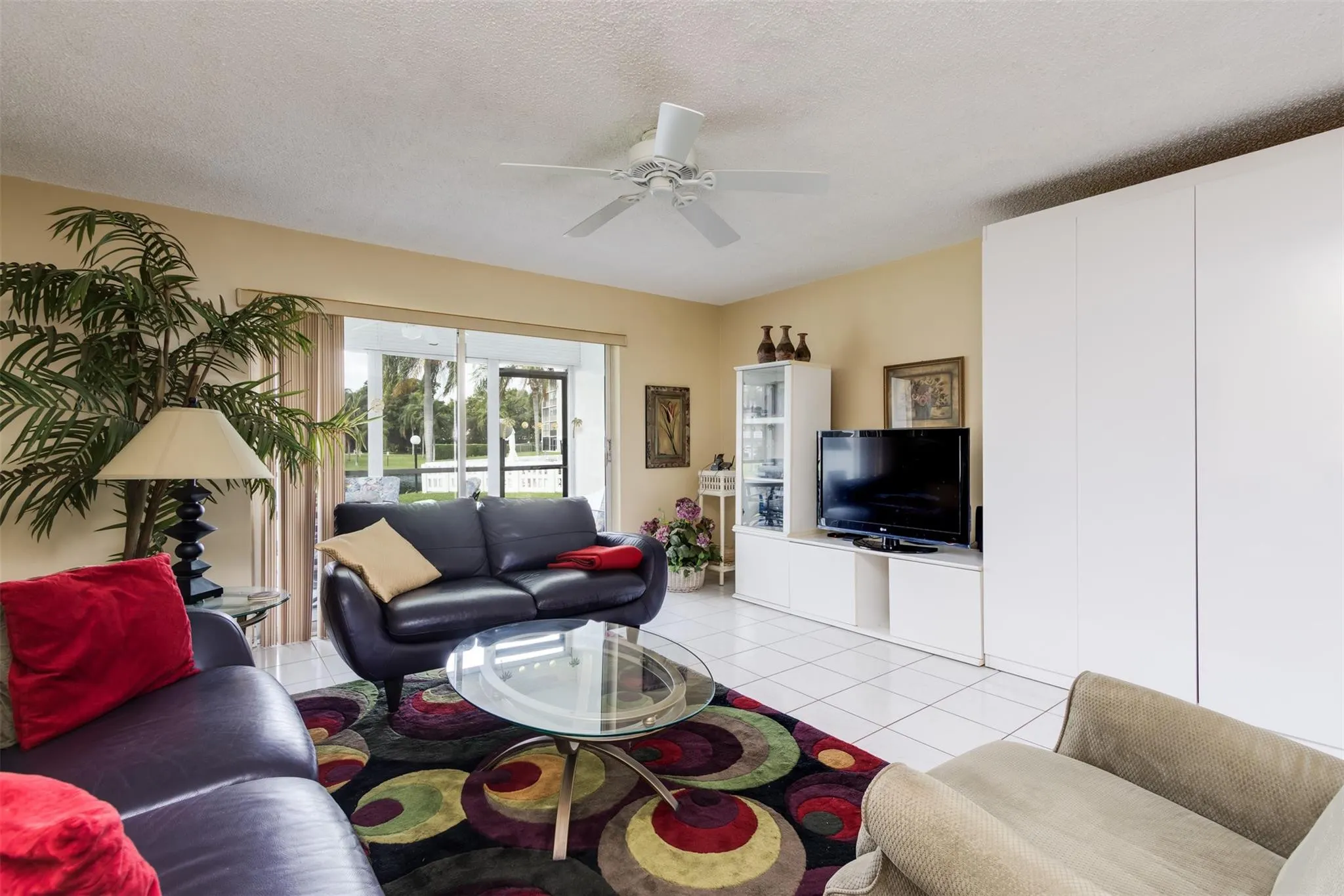 190 SE 5th Avenue #108
