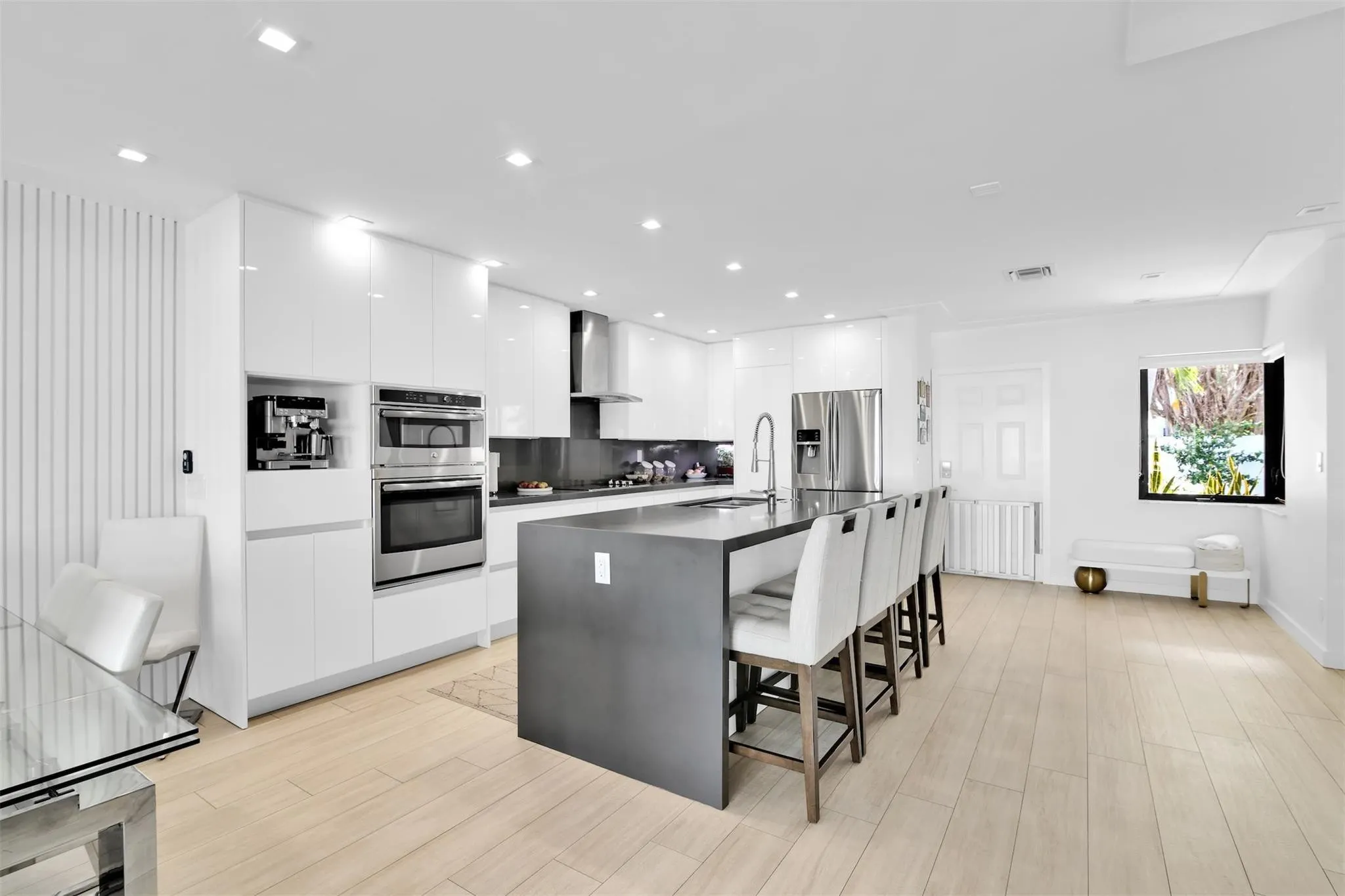 1035 Boca Cove Lane