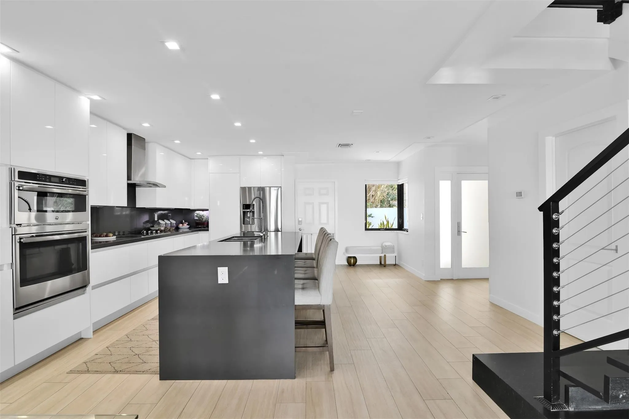 1035 Boca Cove Lane