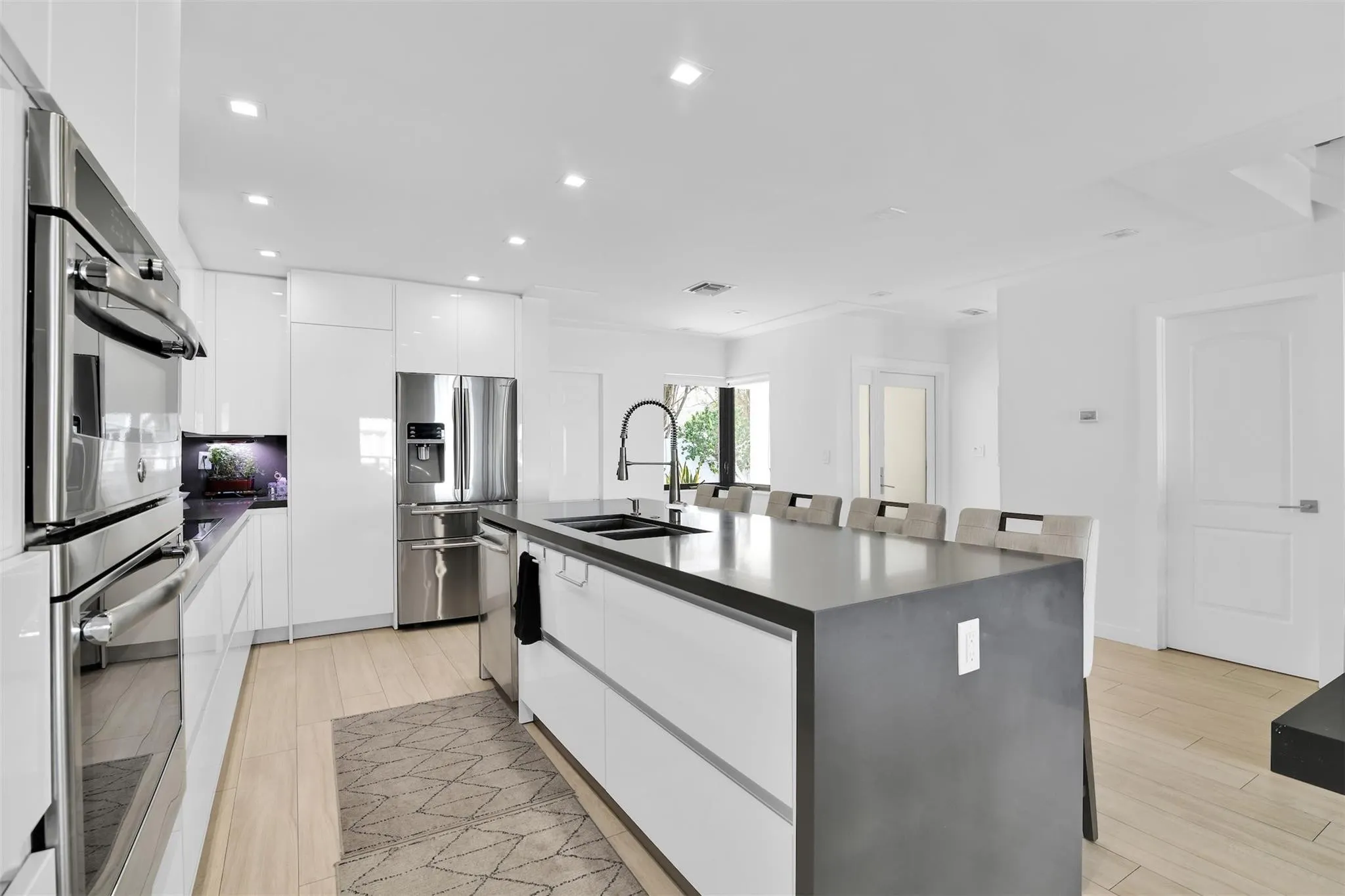 1035 Boca Cove Lane