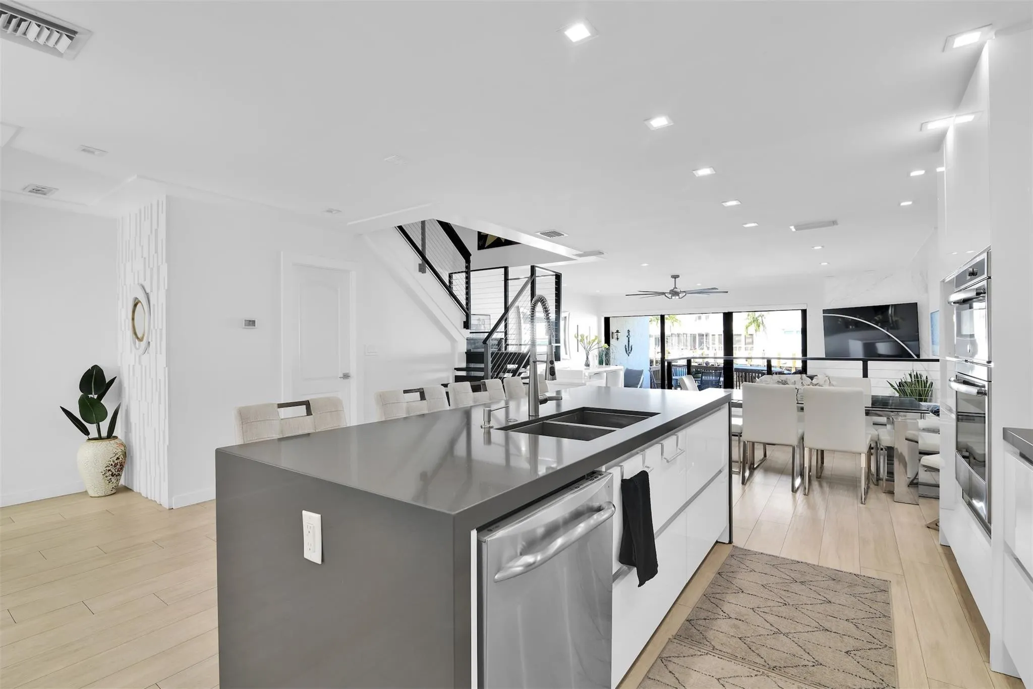 1035 Boca Cove Lane