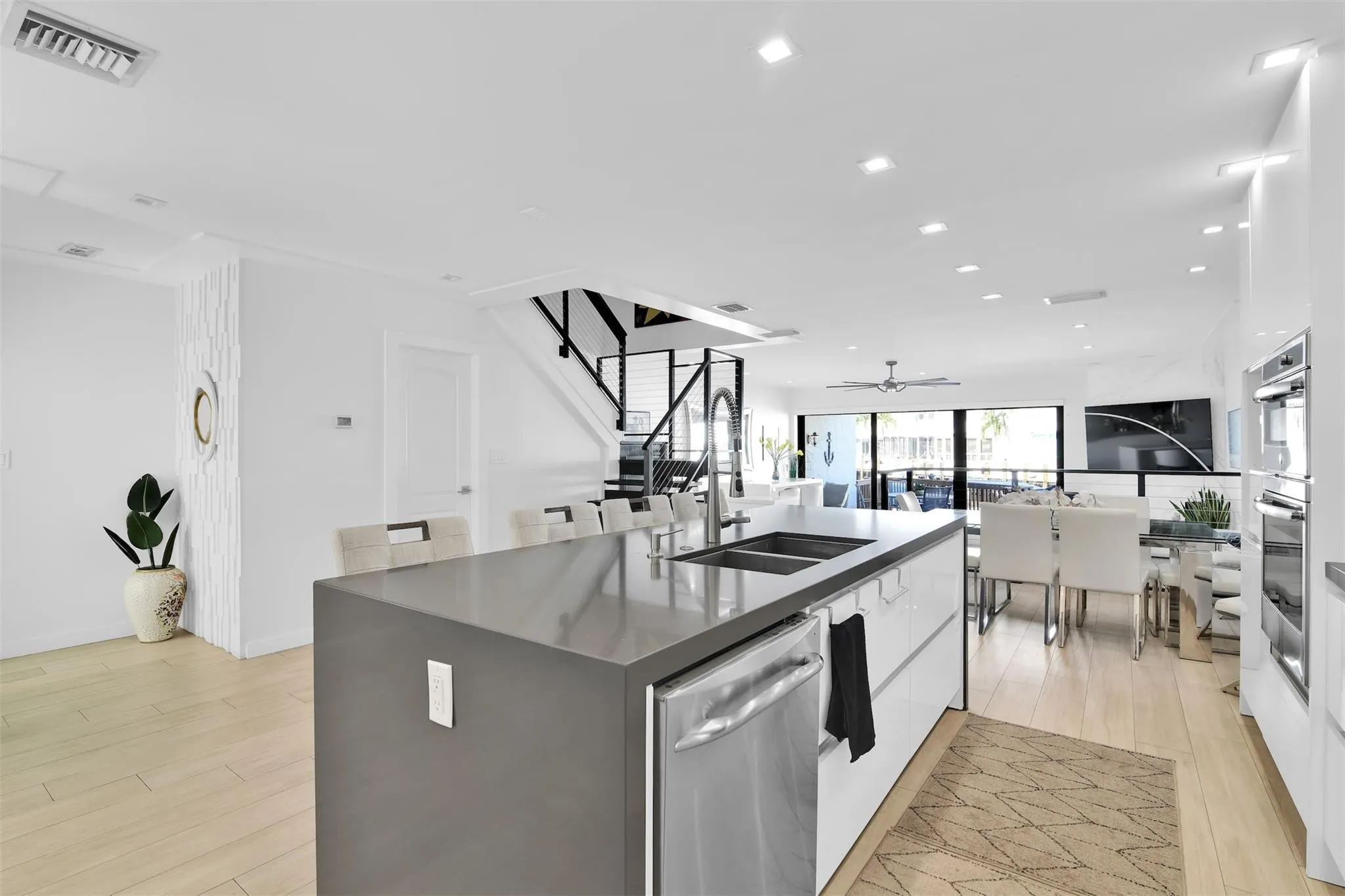 1035 Boca Cove Lane