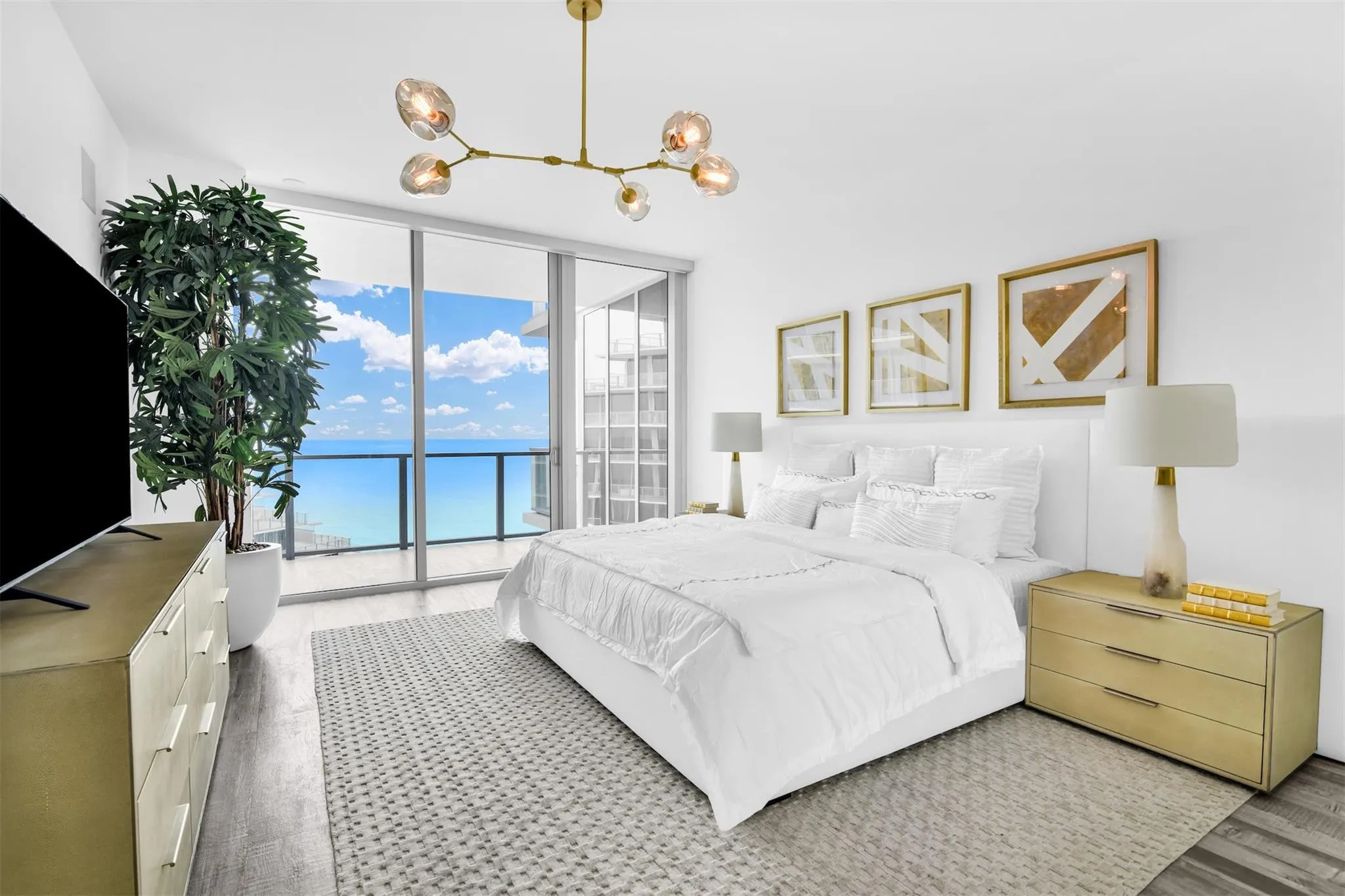 2200 N Ocean Boulevard #S906