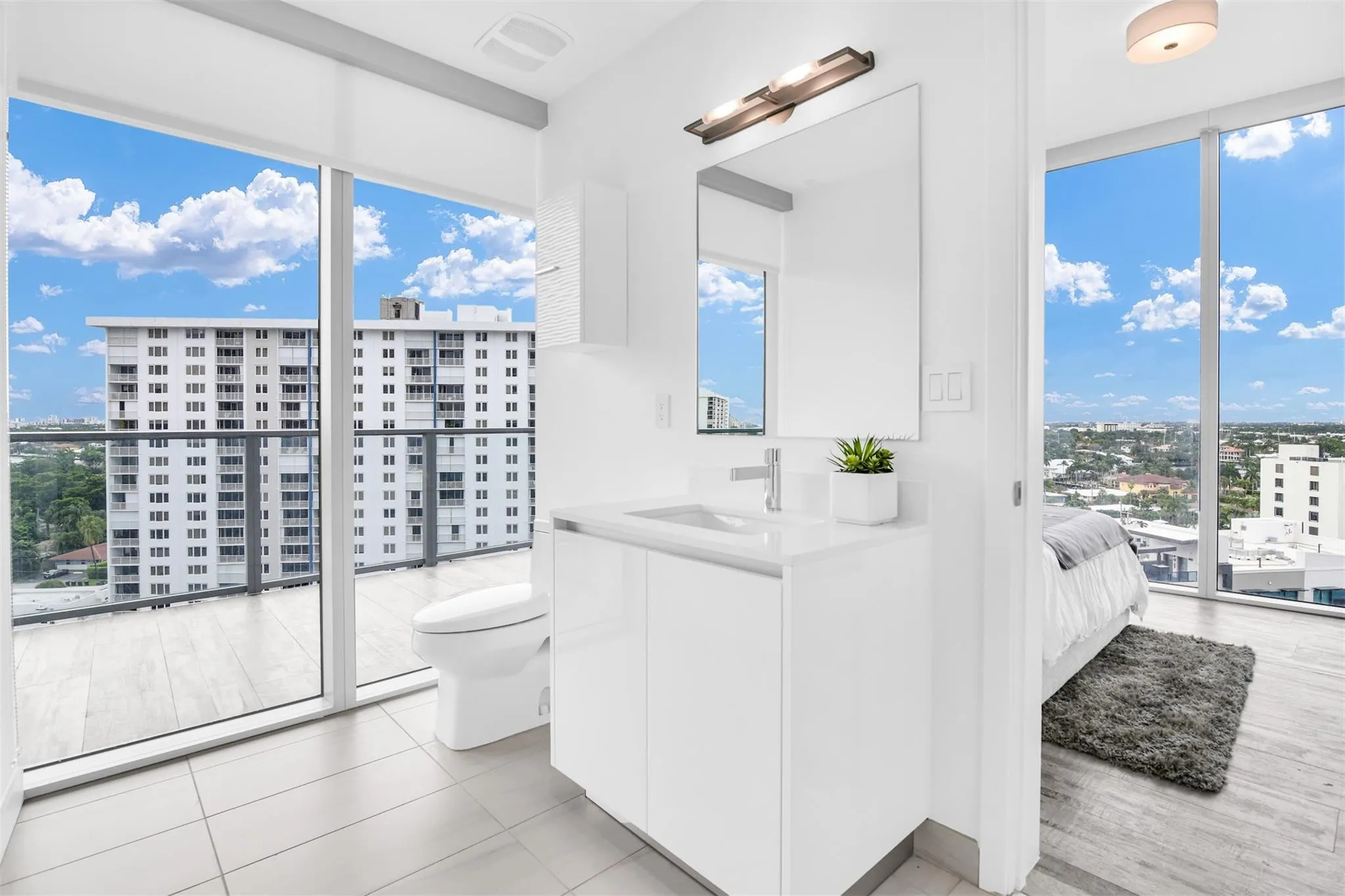 2200 N Ocean Boulevard #S906