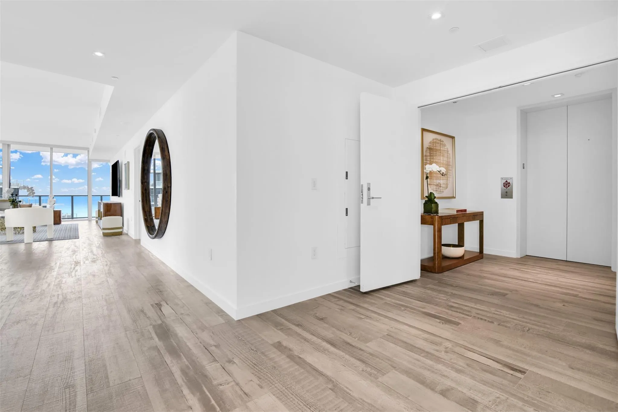 2200 N Ocean Boulevard #S906