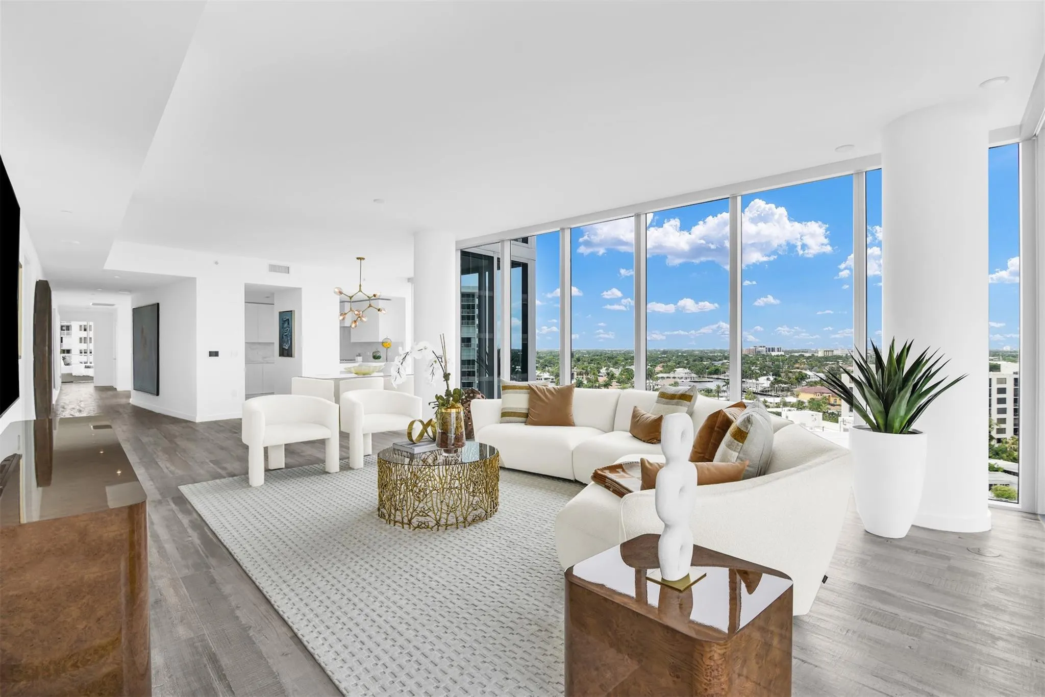 2200 N Ocean Boulevard #S906