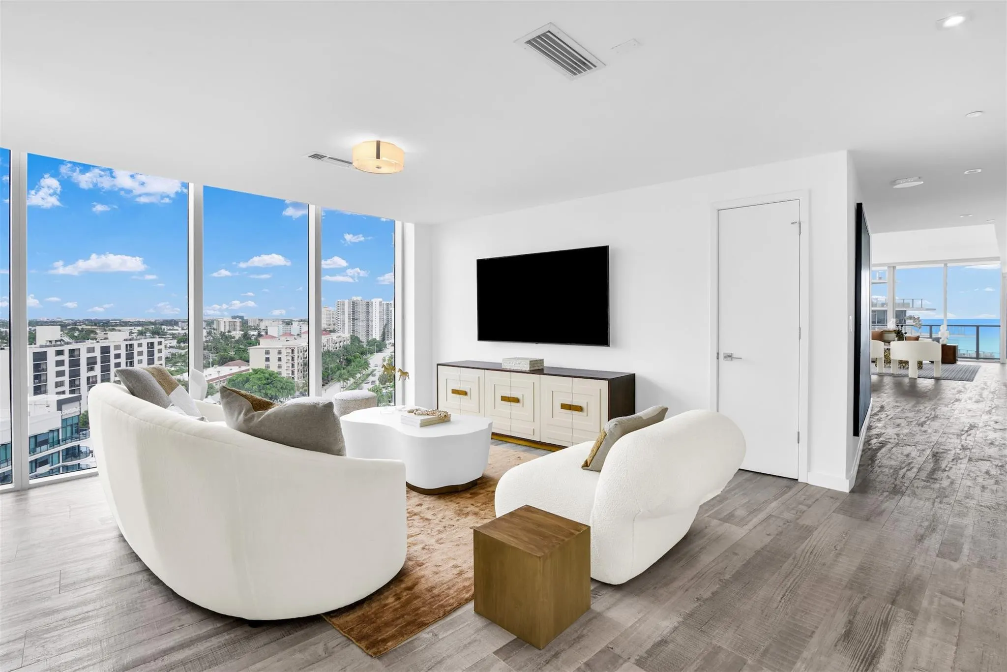 2200 N Ocean Boulevard #S906