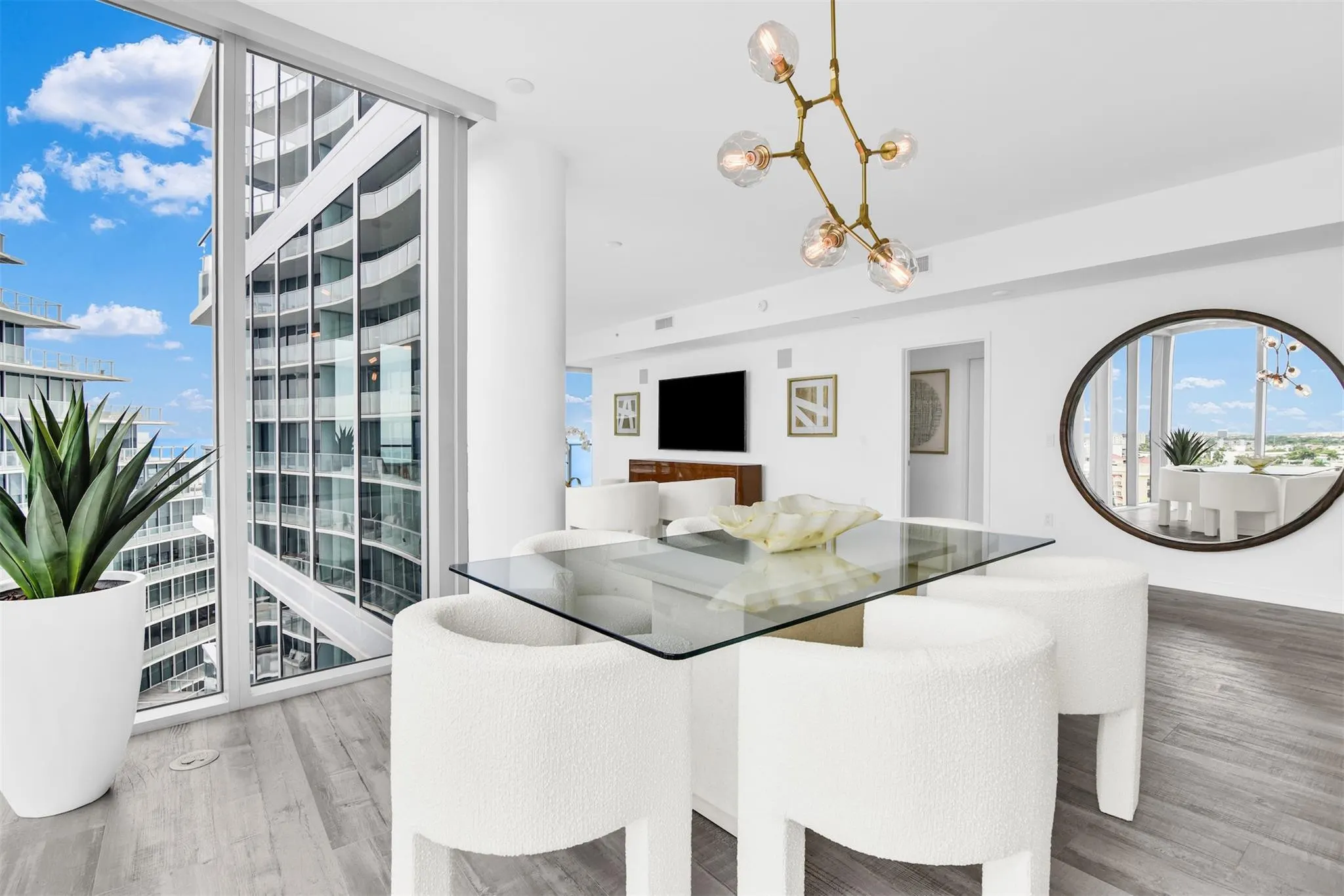 2200 N Ocean Boulevard #S906