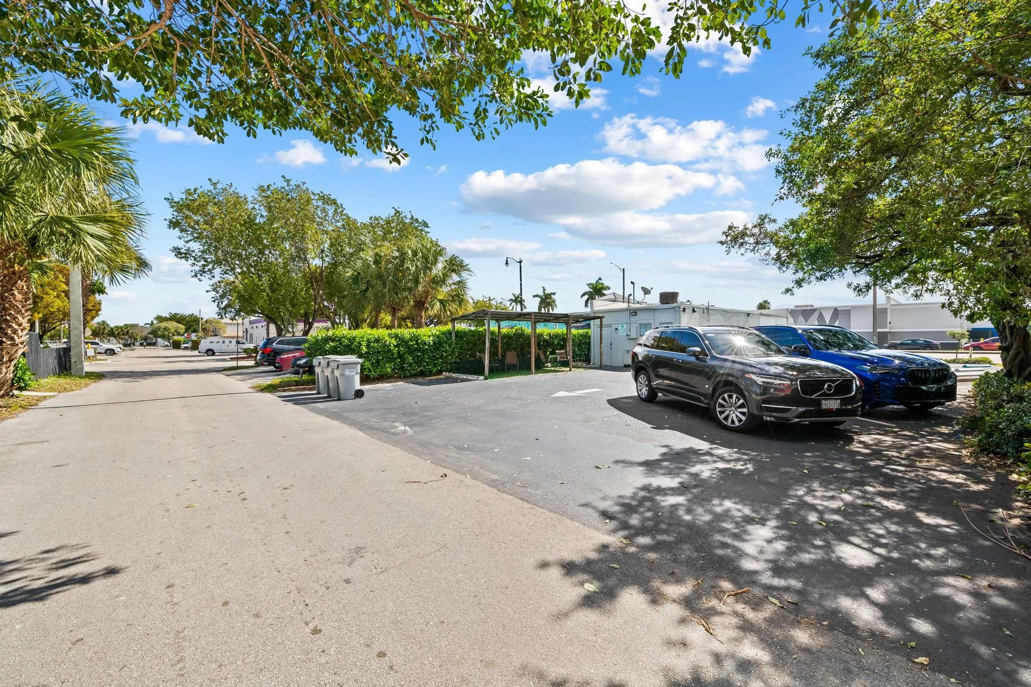 1649 E Sample Road
