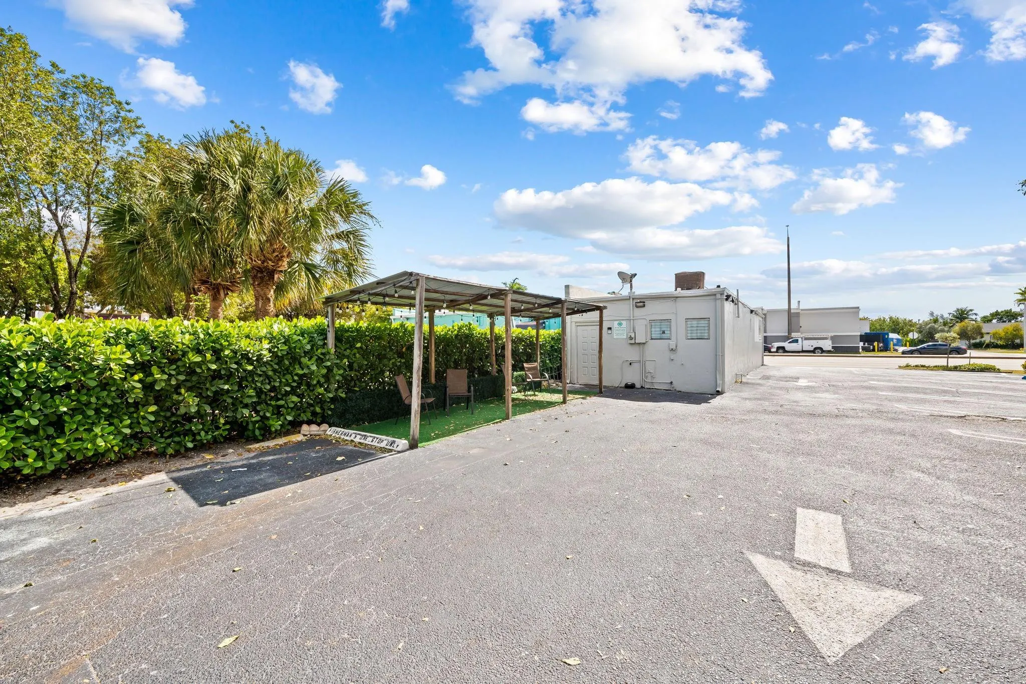 1649 E Sample Road