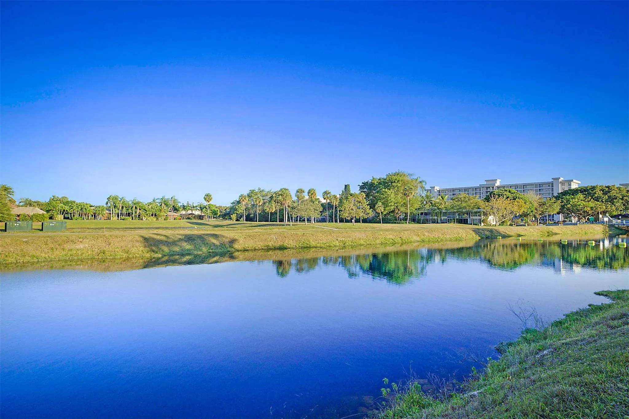 575 Oaks Lane #703