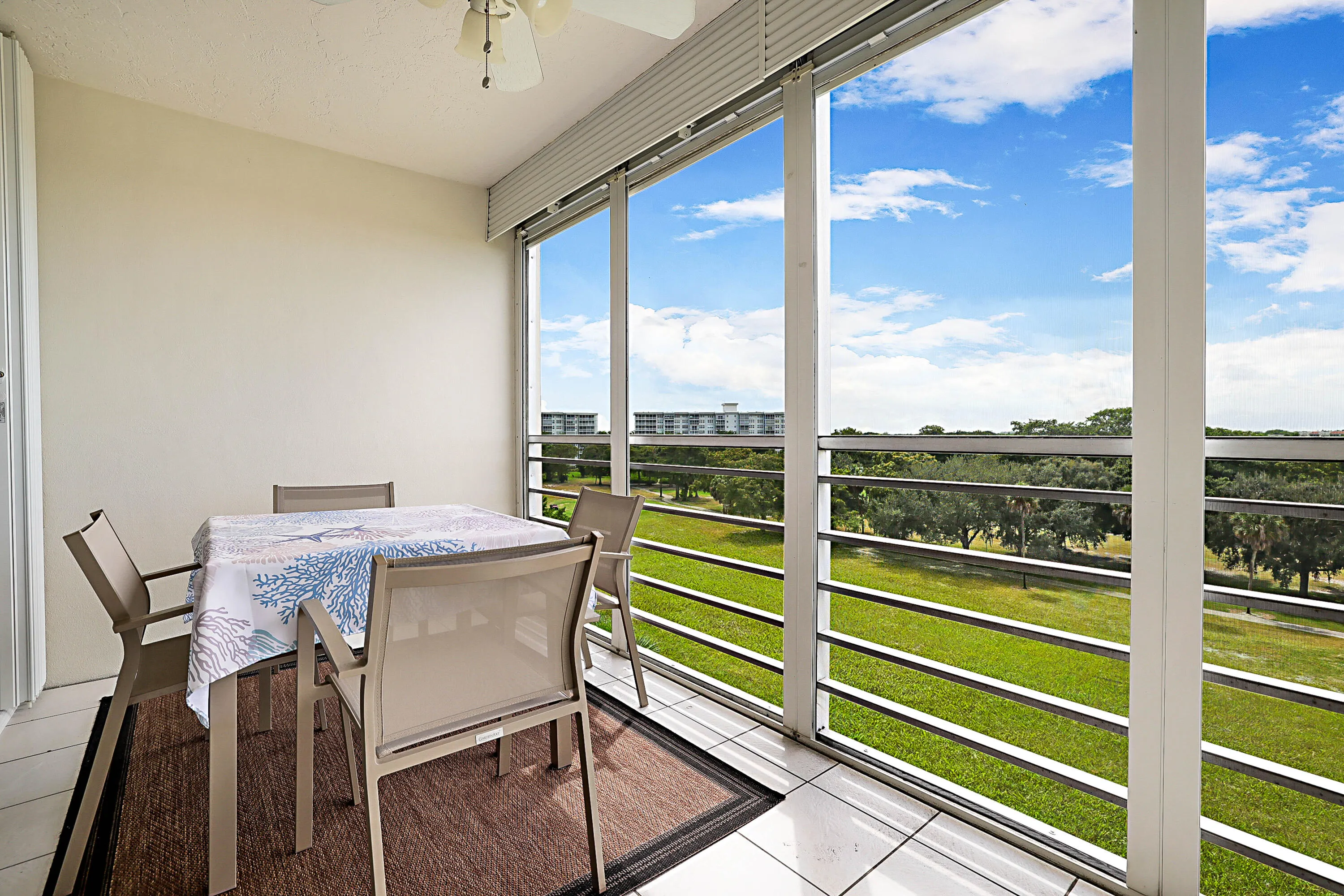 575 Oaks Lane #703