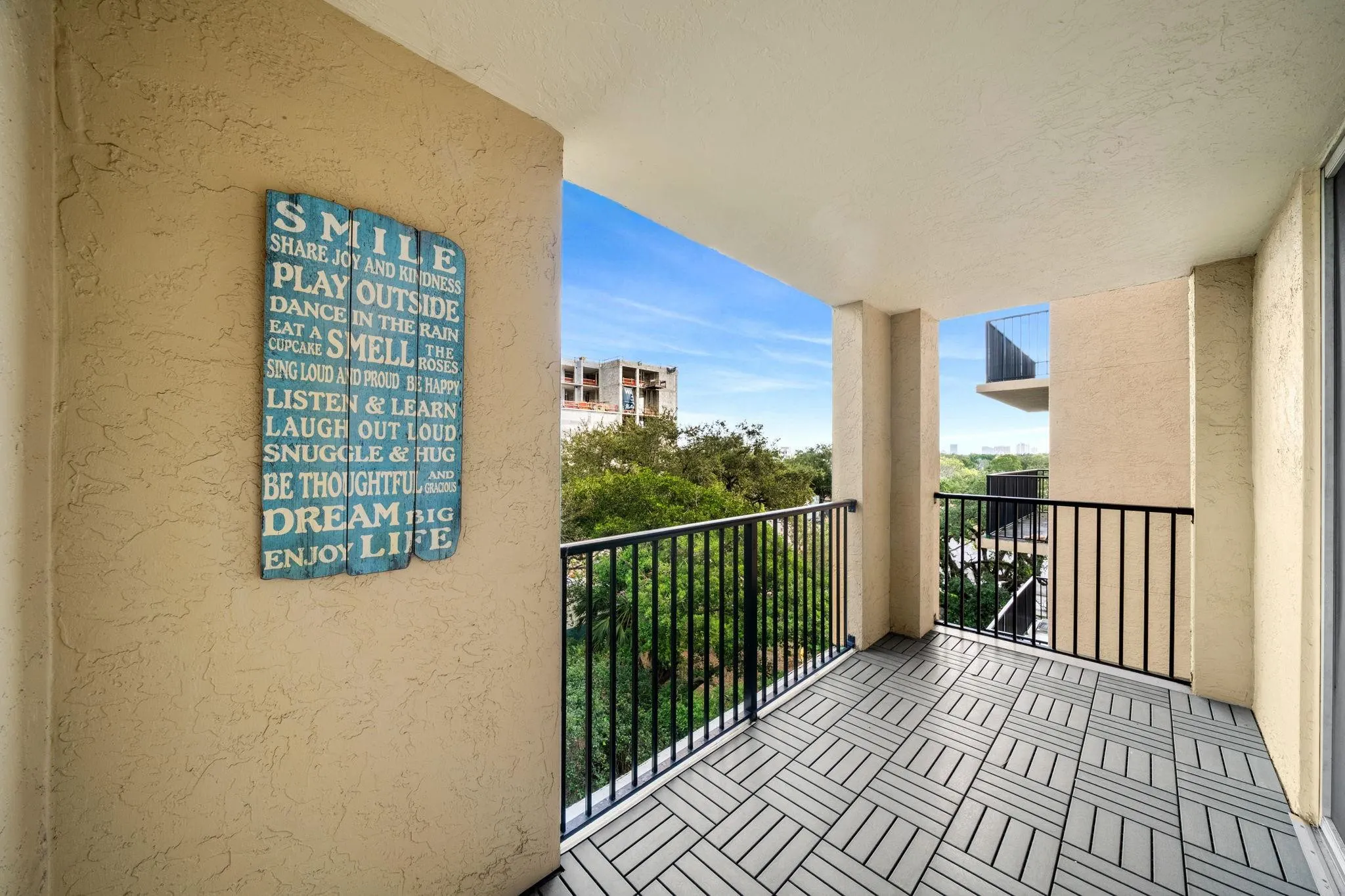 520 SE 5th Avenue #2406