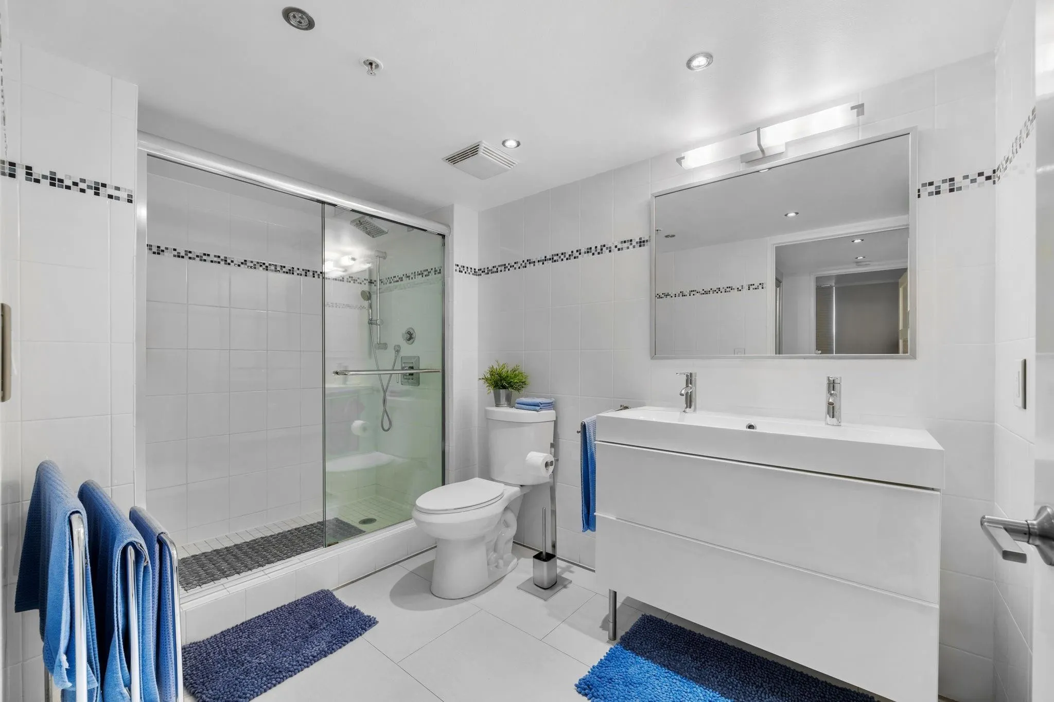 520 SE 5th Avenue #2406