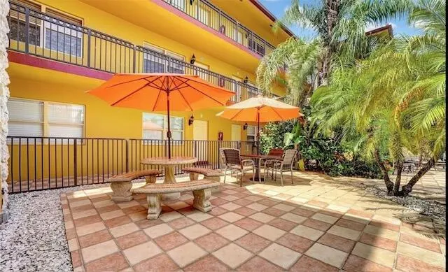 744 NE 14th Avenue #12