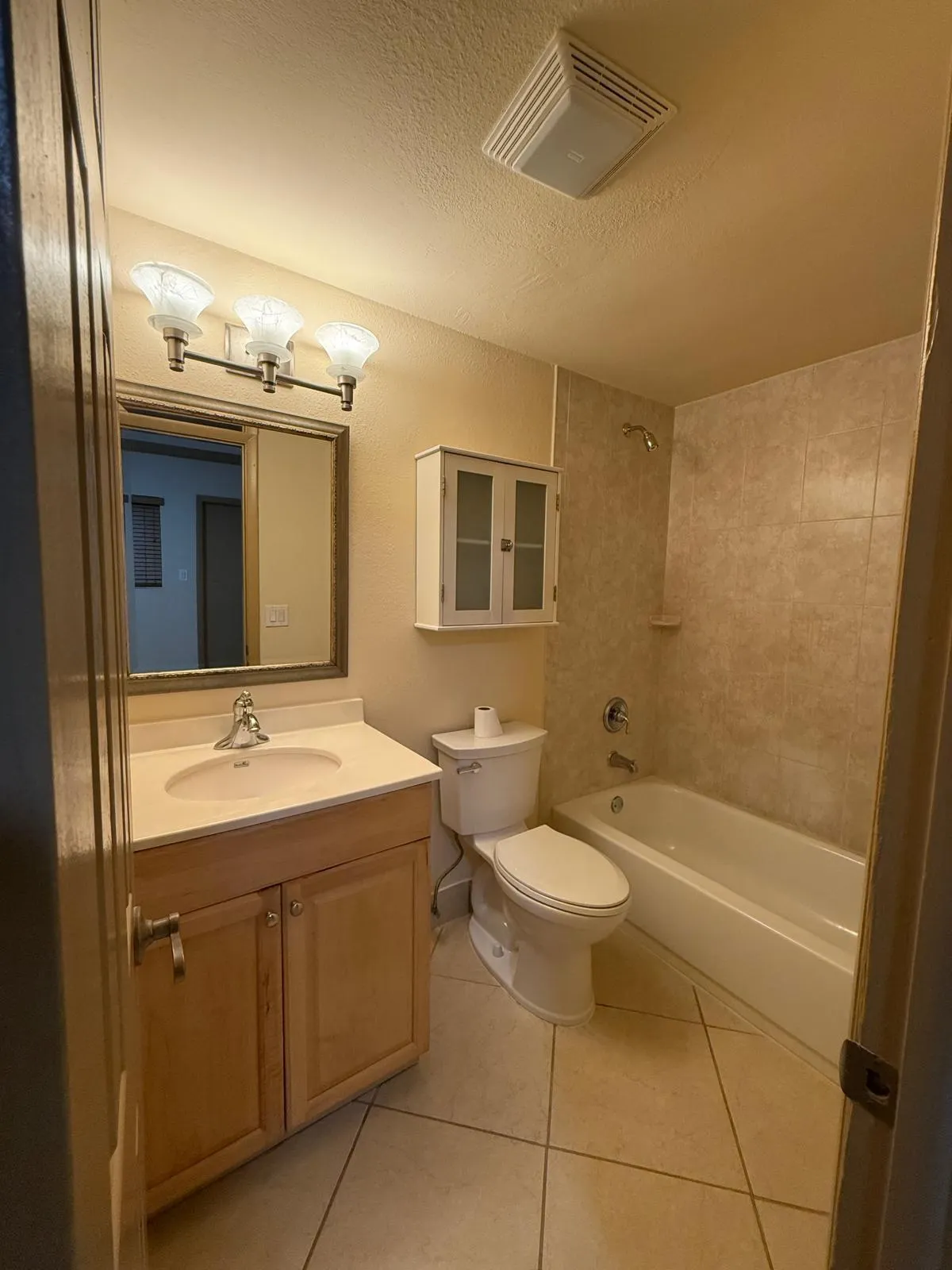 744 NE 14th Avenue #12