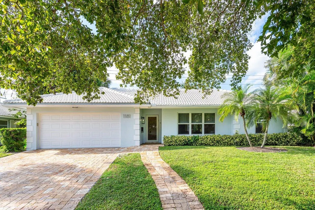 1181 SW Walnut Terrace