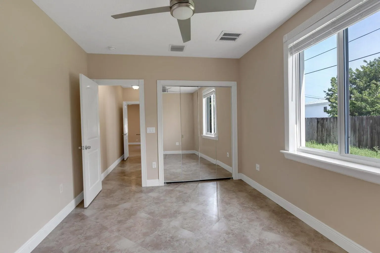4500 SW 25th Terrace