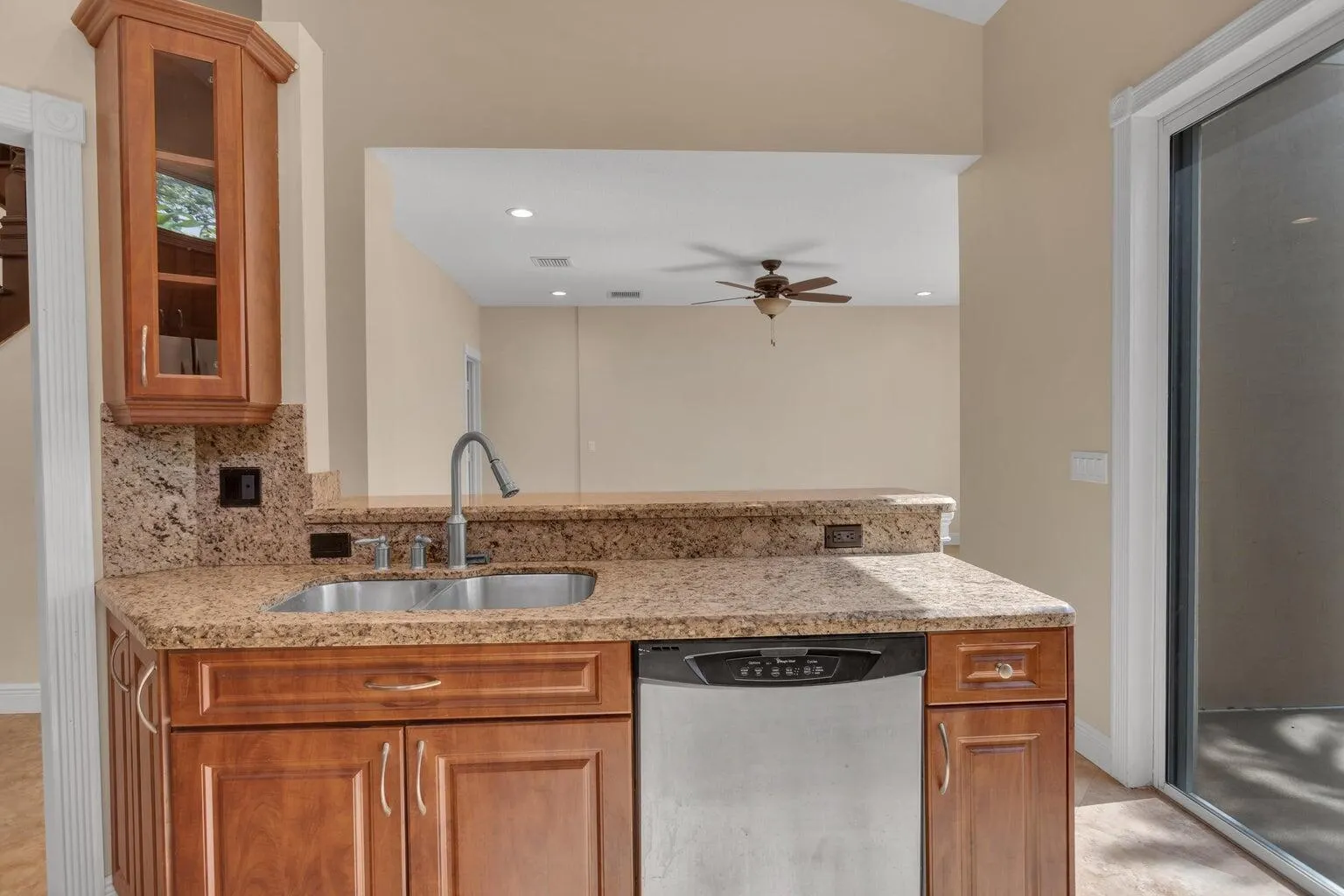 4500 SW 25th Terrace