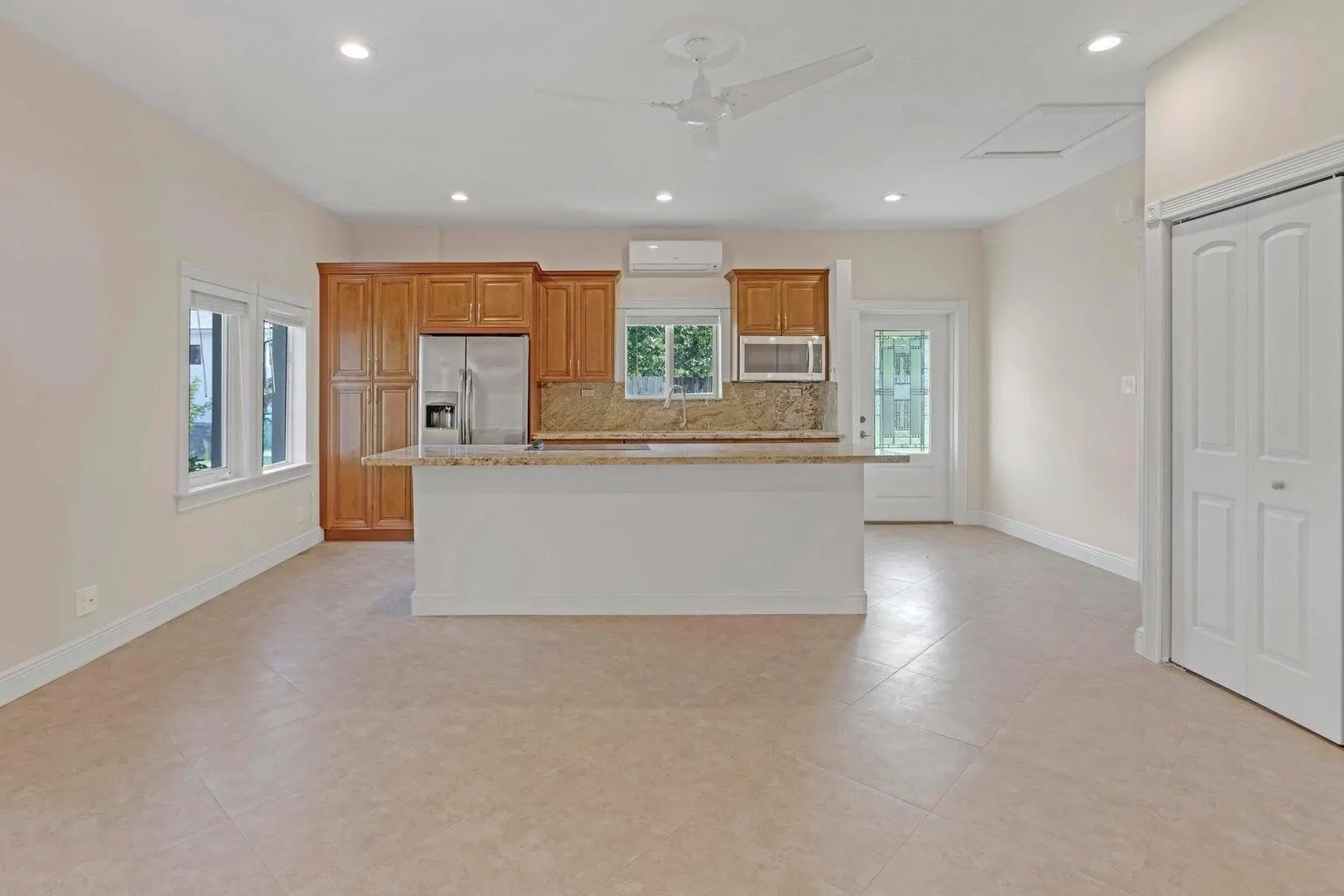 4500 SW 25th Terrace