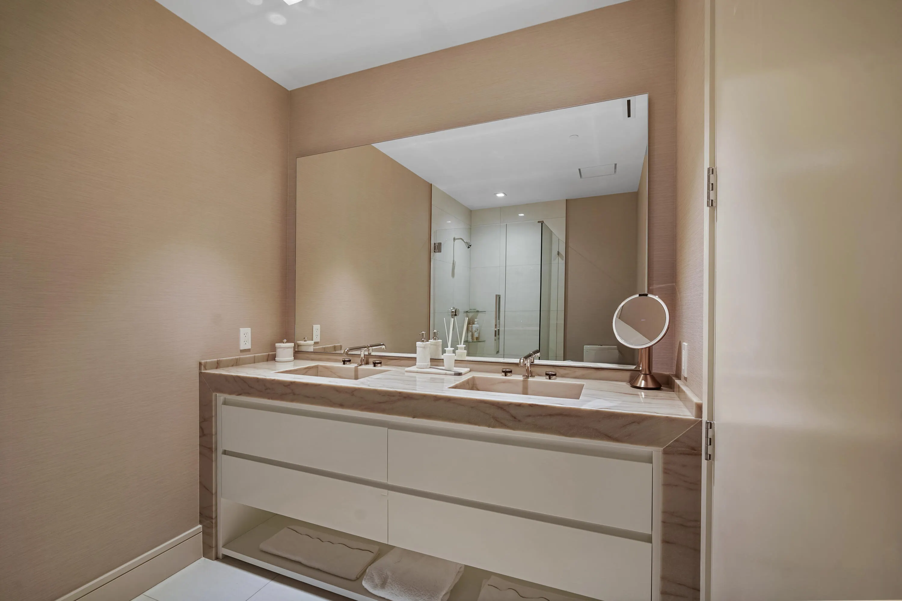 725 S Ocean Boulevard #206
