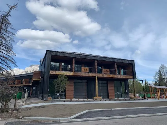 1 Industrial Place NE, #109B