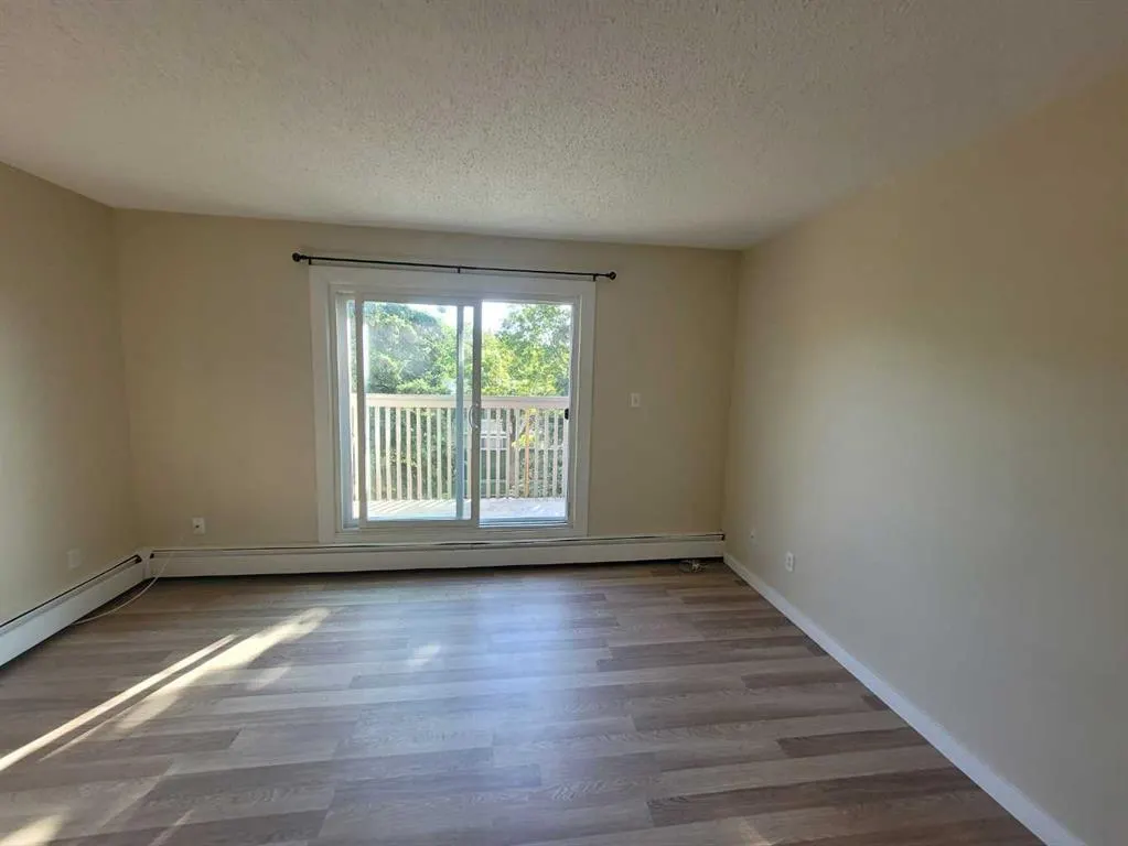 114 Mount Pleasant Drive, #302
