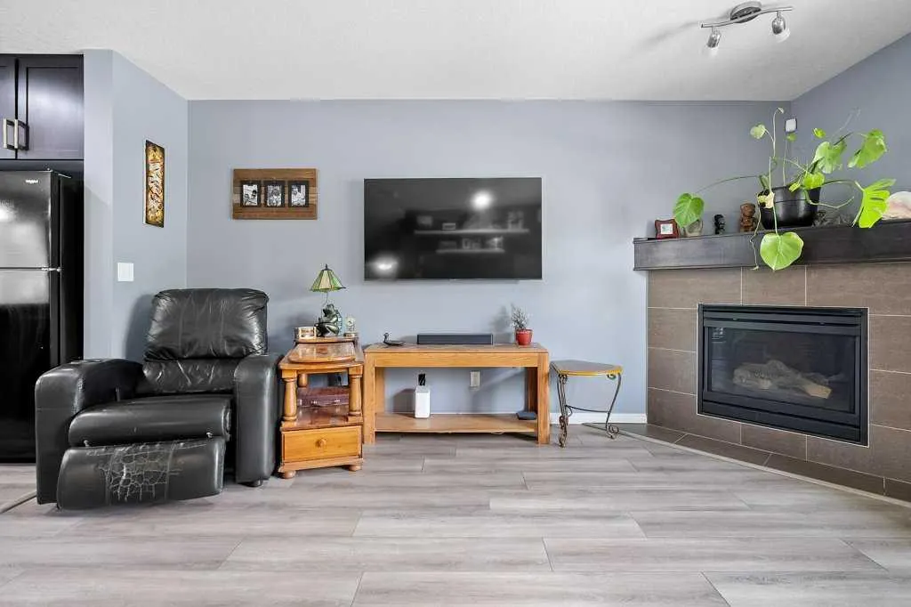117 Chaparral Valley Gardens SE