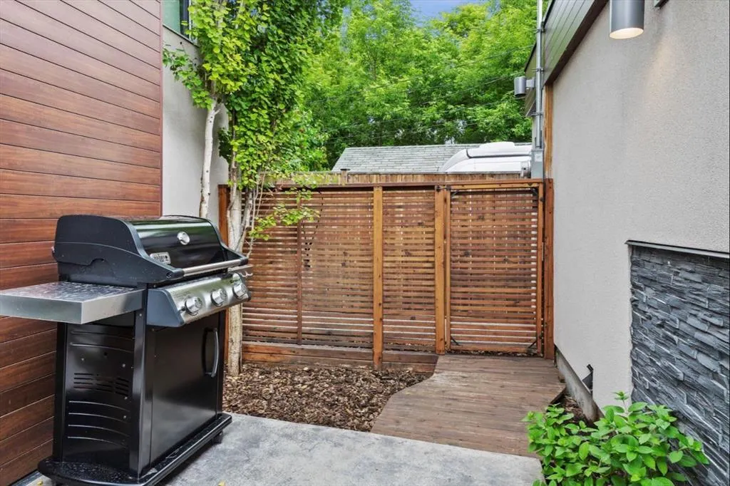 408 13 Street NW, #3