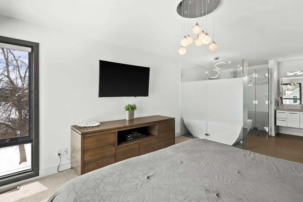 408 13 Street NW, #3