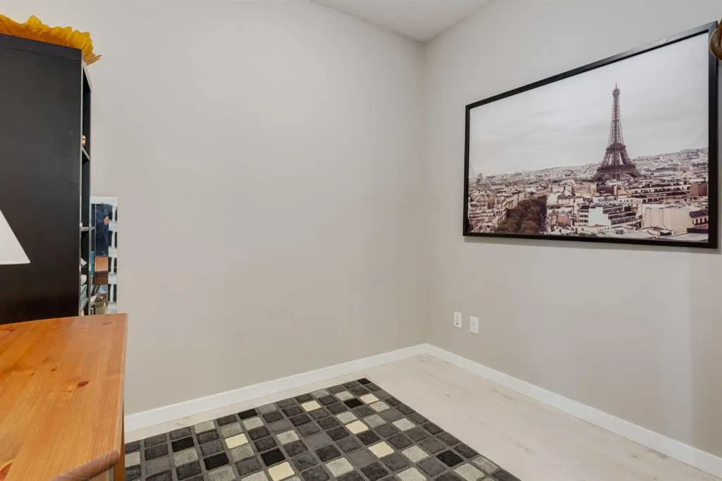 122 Mahogany Centre SE, #407