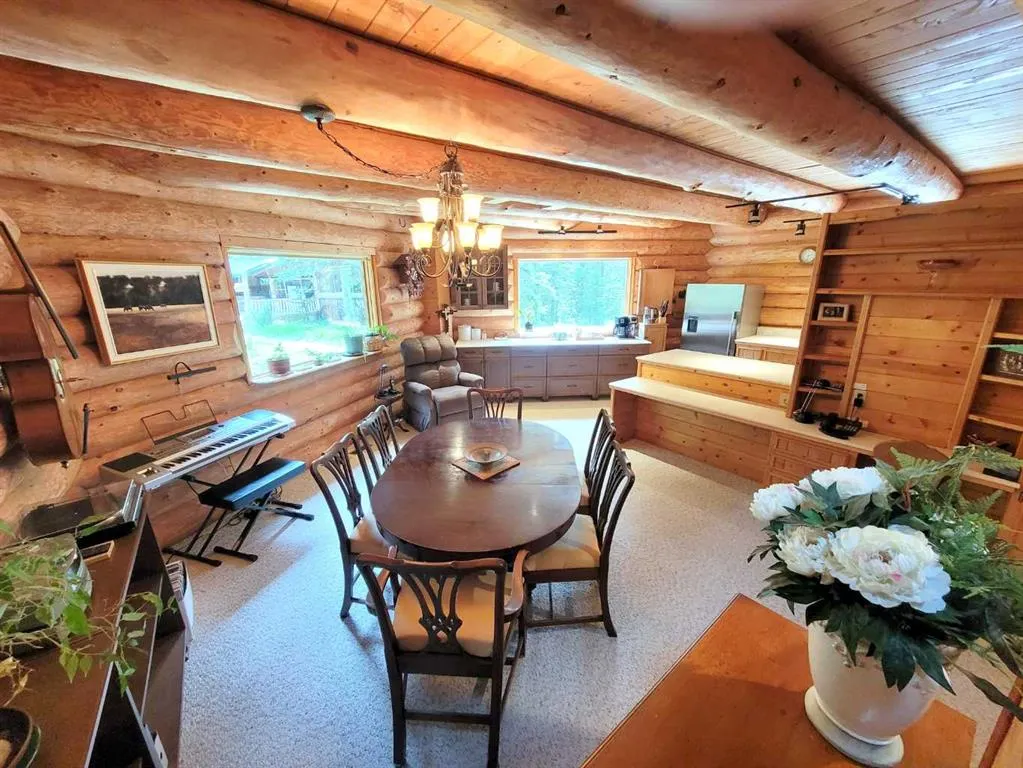 64 Breezewood Bay
