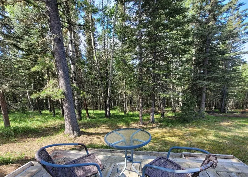 64 Breezewood Bay