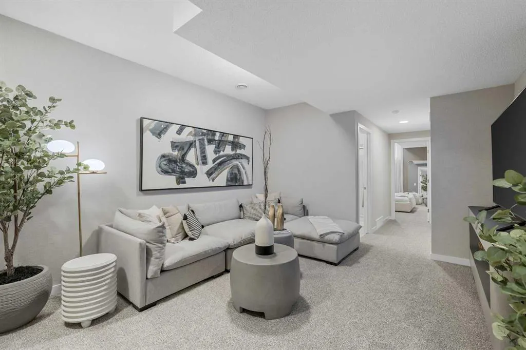 536 Legacy Circle SE