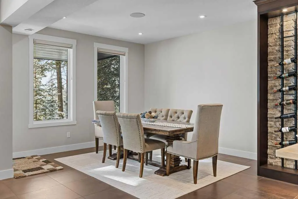 137 Silvertip Ridge