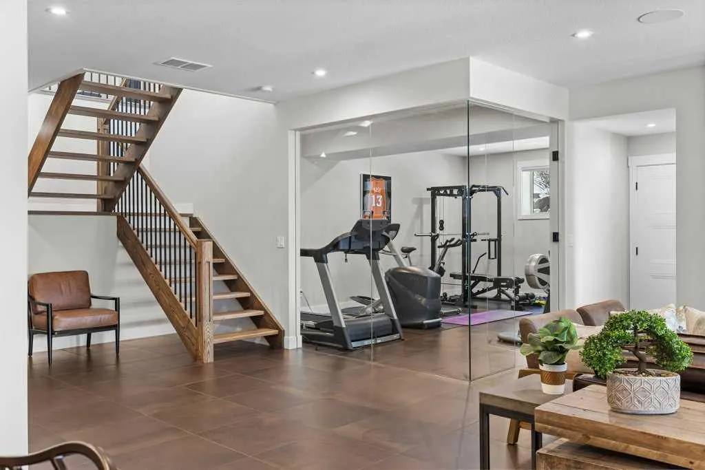 137 Silvertip Ridge
