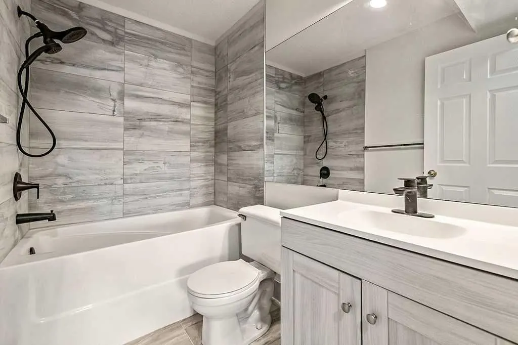 11 Chaparral Ridge Drive SE, #1106