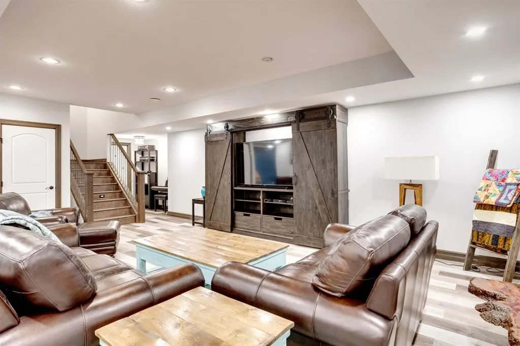 205 Weiss Drive