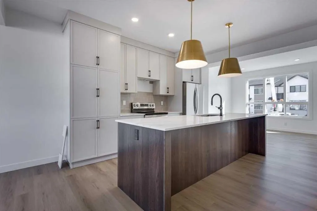 26 Inglis Crescent
