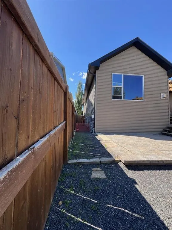 25 Westridge Way