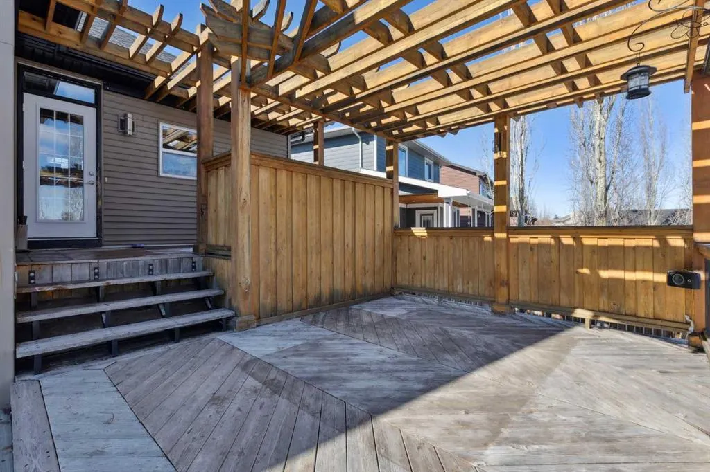 25 Westridge Way