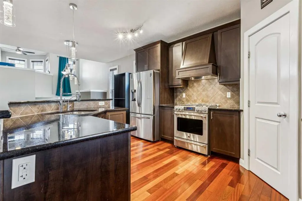 25 Westridge Way