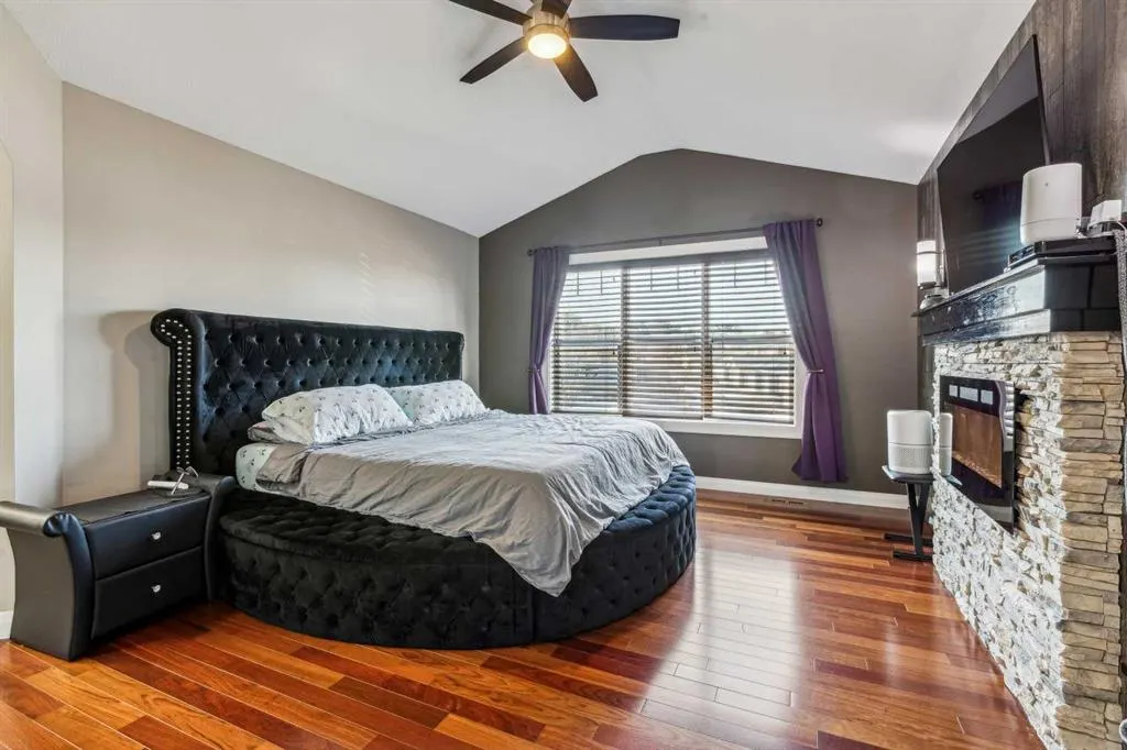 25 Westridge Way