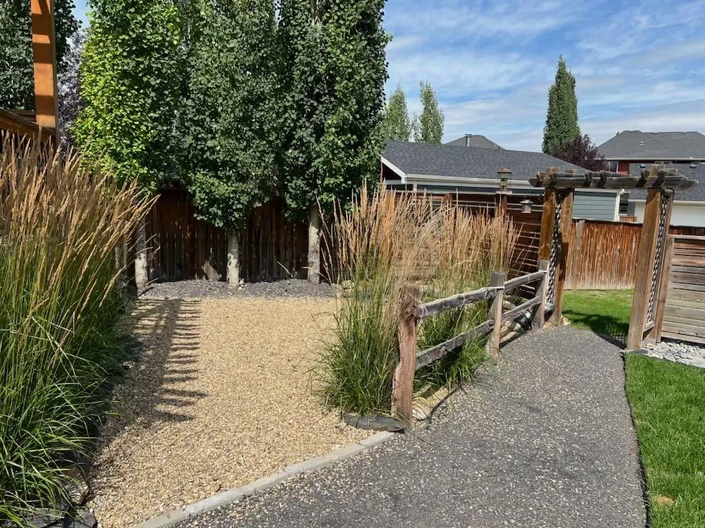 25 Westridge Way