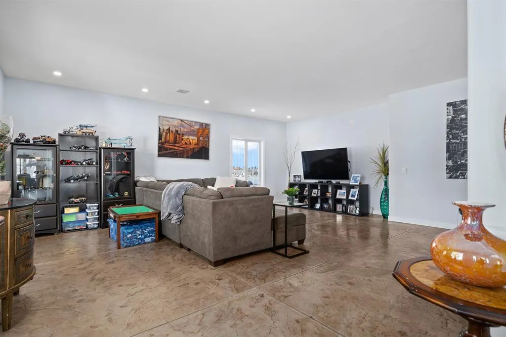 41090 Cook Road