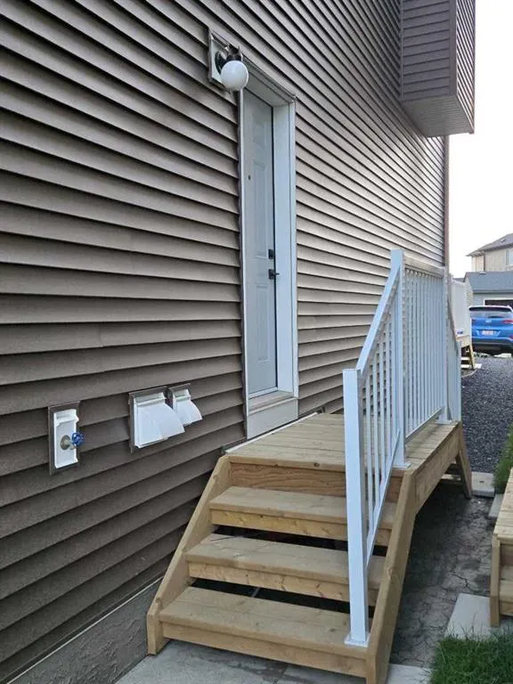 90 Aquila Drive NW
