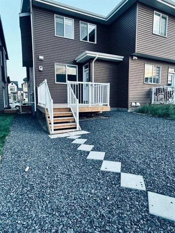 90 Aquila Drive NW
