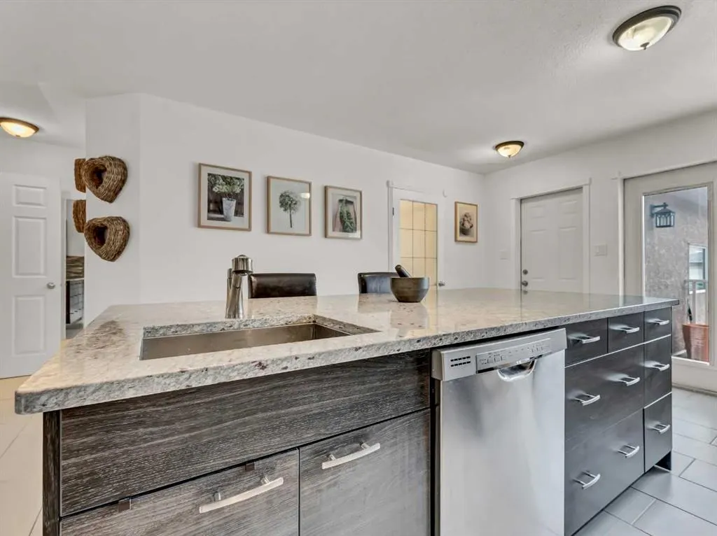 165 South Ridge Drive SE, #403