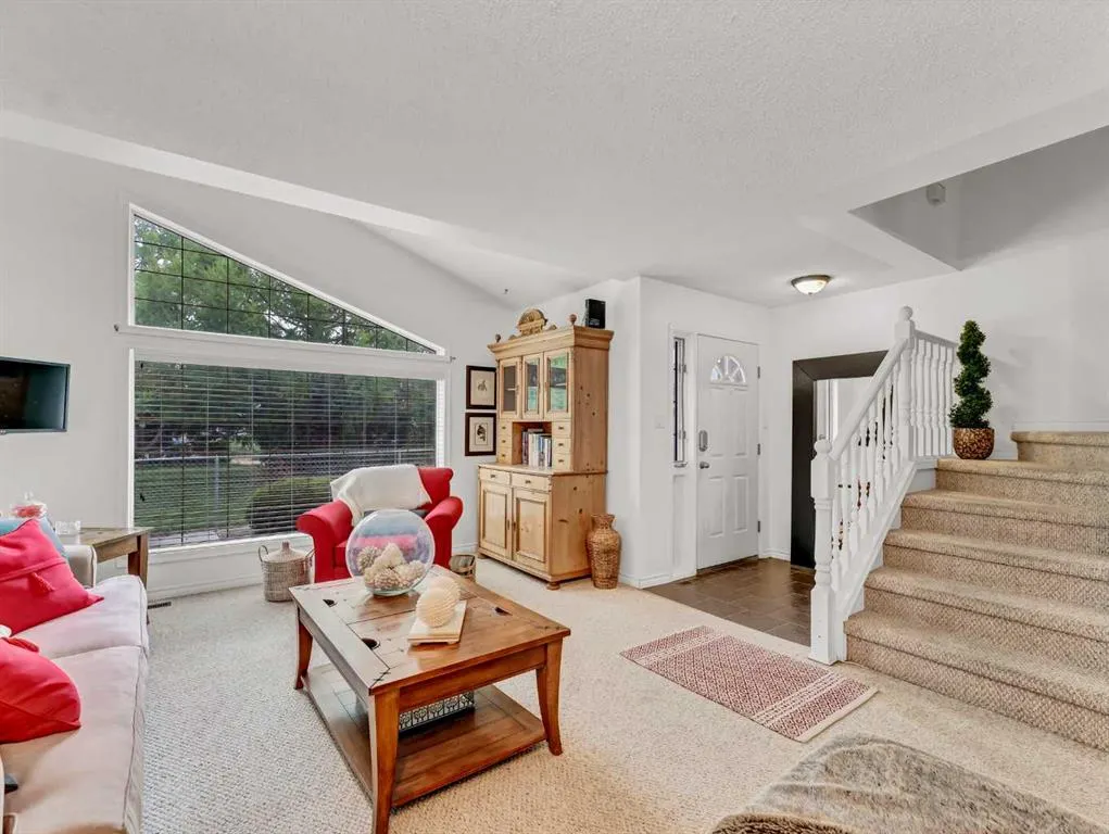 165 South Ridge Drive SE, #403