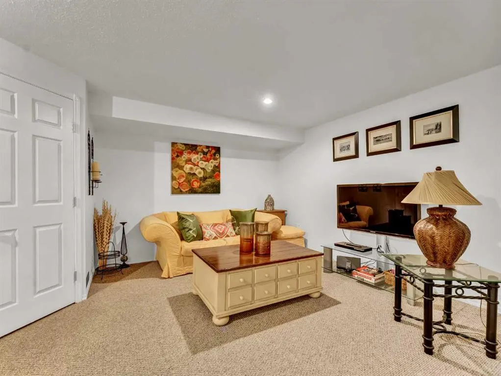 165 South Ridge Drive SE, #403